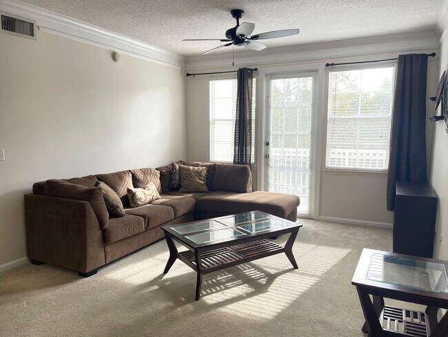 Building Photo - 9849 Baywinds Blvd