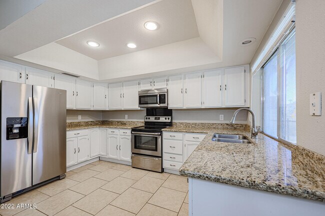 Building Photo - 6207 W Riviera Dr