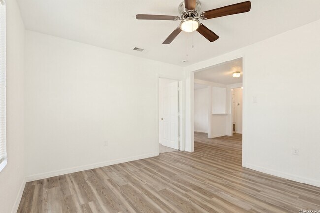 Building Photo - 1510 NW 19th St