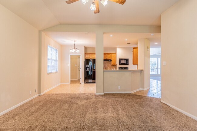 Building Photo - 630 Hookberry Trail