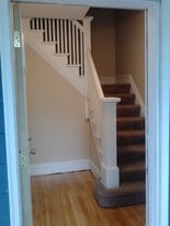 Building Photo - 1821 E 6th St