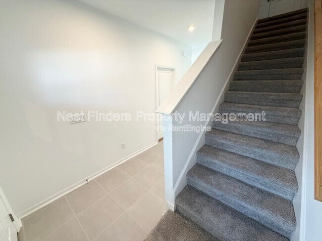 Building Photo - 358 Annies Pl