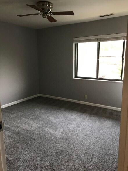 2nd Bedroom - 1519 Marigold Way