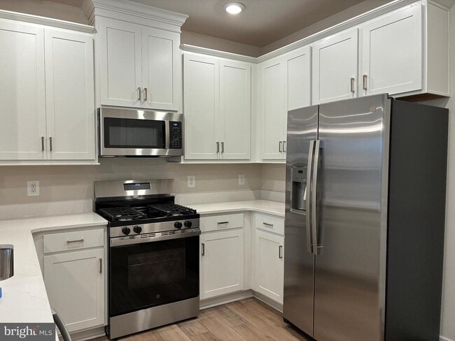 Building Photo - 20823 Cloongee Ter