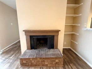 Building Photo - 4700 Boulder Dr