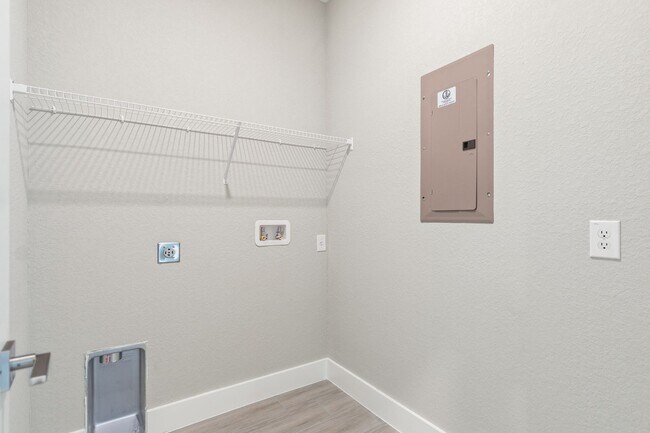 Building Photo - Deposit-Free! Modern, energy efficient hom...