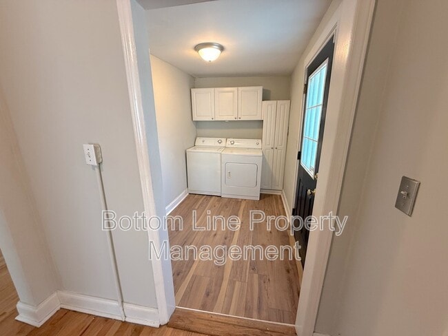 Building Photo - 513 Patterson St