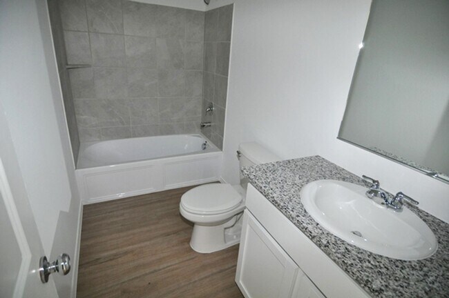Building Photo - AVAILABLE NOW - Like-New 2024 Lennar Home in Amenity-Rich Community | 3 Bedrooms, Granite Counter...