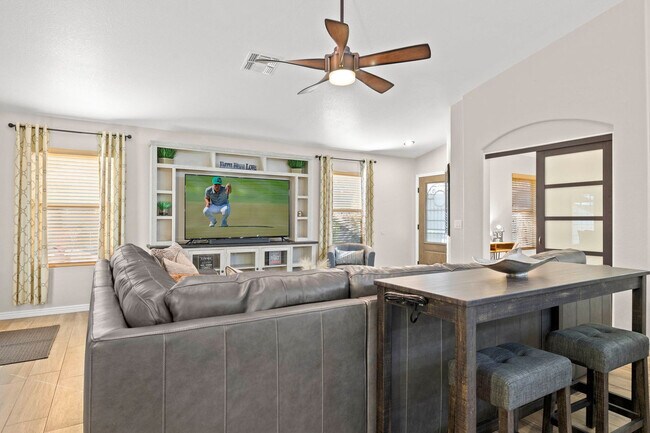 Building Photo - 4111 S Dewdrop Ct