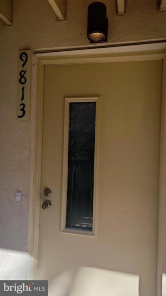 Building Photo - 9813 Hellingly Pl