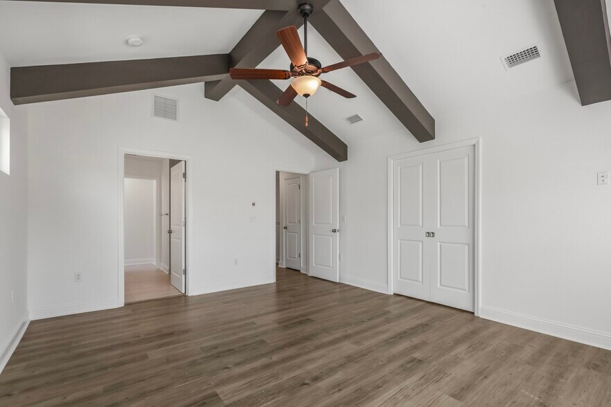 Building Photo - 3658 Meadow Vista Ln