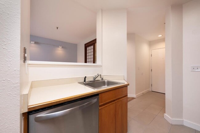 Building Photo - 4250 El Camino Real