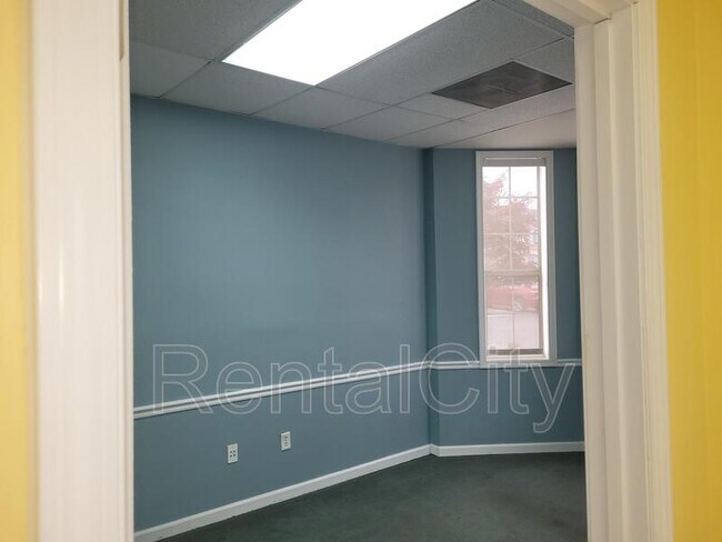 Building Photo - 1365 Flowering Dogwood Ln