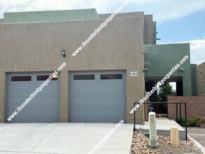 Building Photo - Beautiful 4 bedroom home near KAFB
