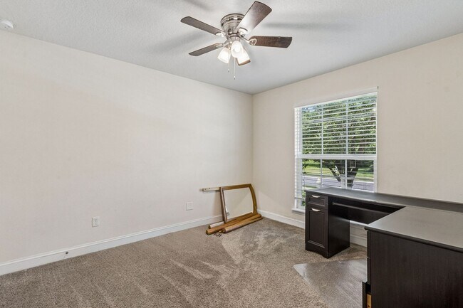 Building Photo - 87096 Farnsworth Ln