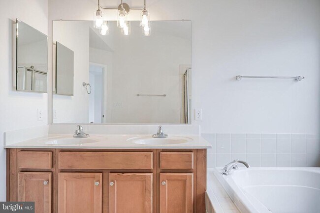 Building Photo - 16329 Flotsam Ln