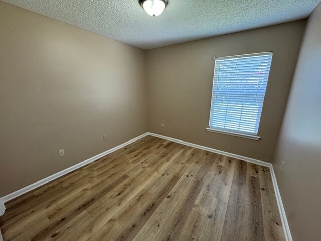 Building Photo - 7057 Swamp Flower Dr N