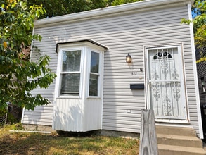 Building Photo - 522 N 29th St
