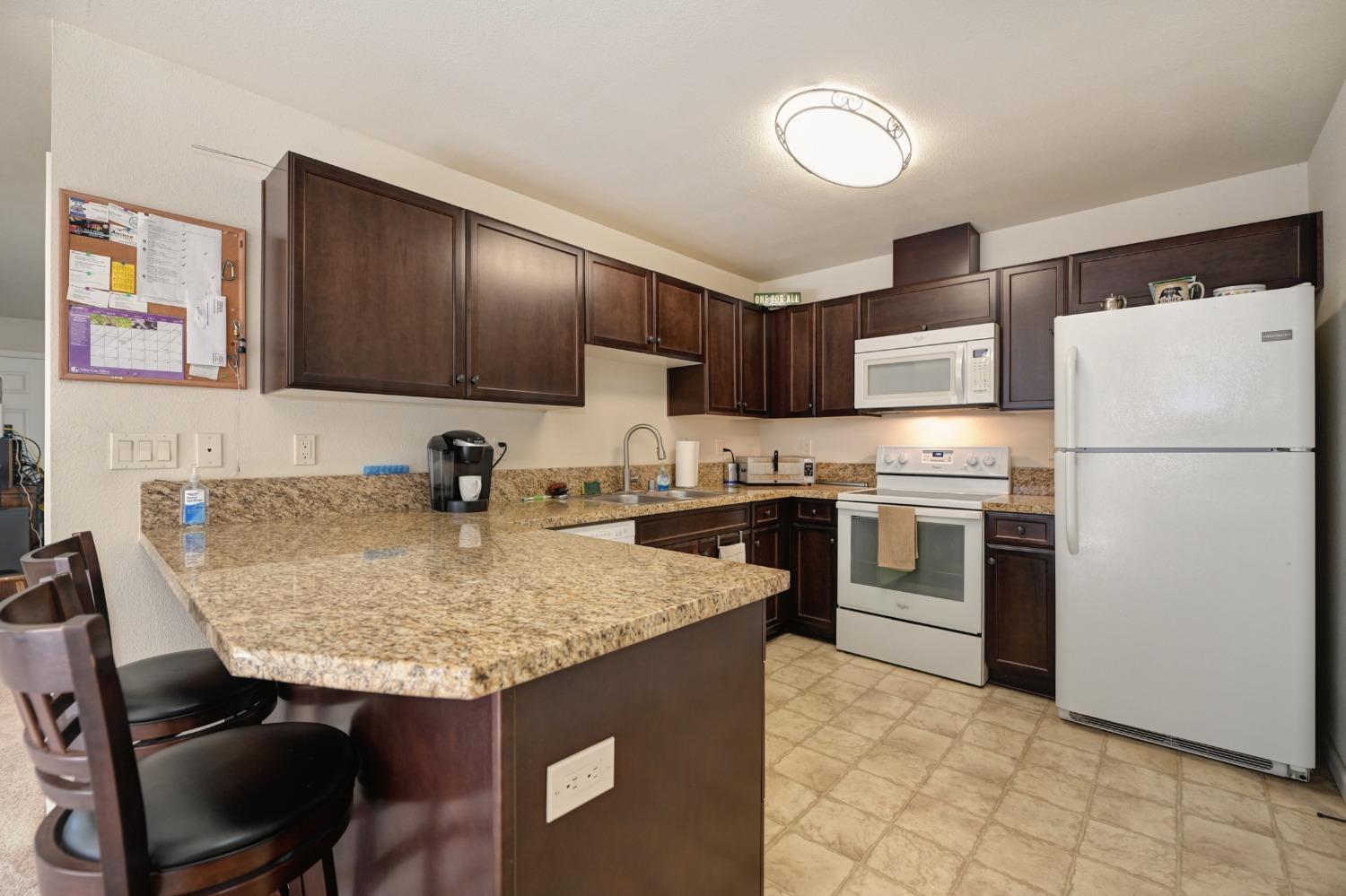 Building Photo - 4803 Lewis Carroll Way