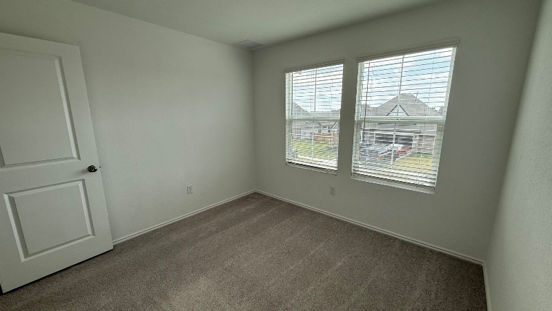 Building Photo - 349 Keefer