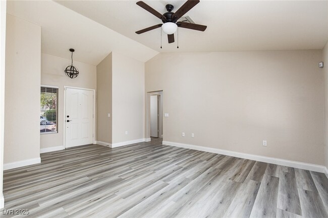 Building Photo - 2432 Palmridge Dr