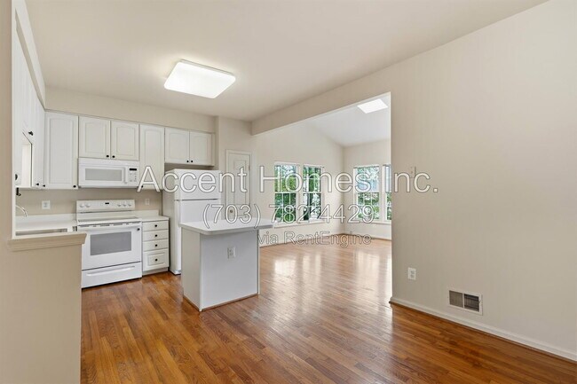 Building Photo - 6514 Osprey Point Ln