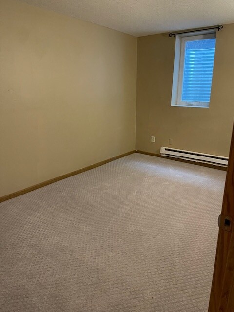 Building Photo - 226 W 33rd St