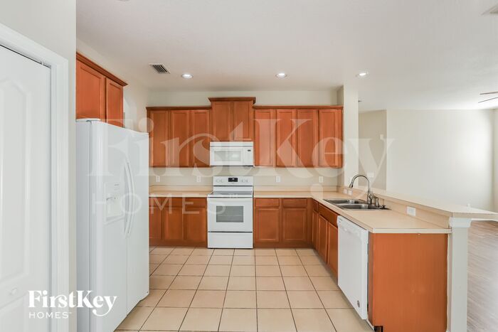 Building Photo - 8636 Sandy Plains Dr