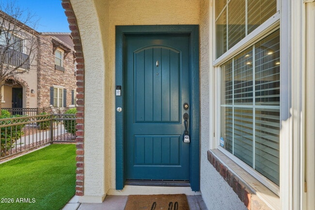 Building Photo - 4757 E Waterman St