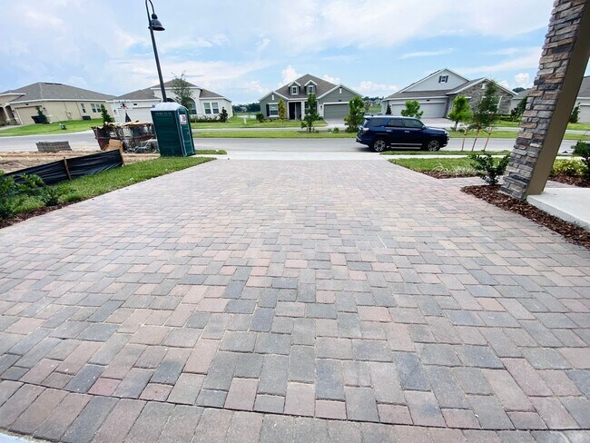 Building Photo - Awesome House for Rent