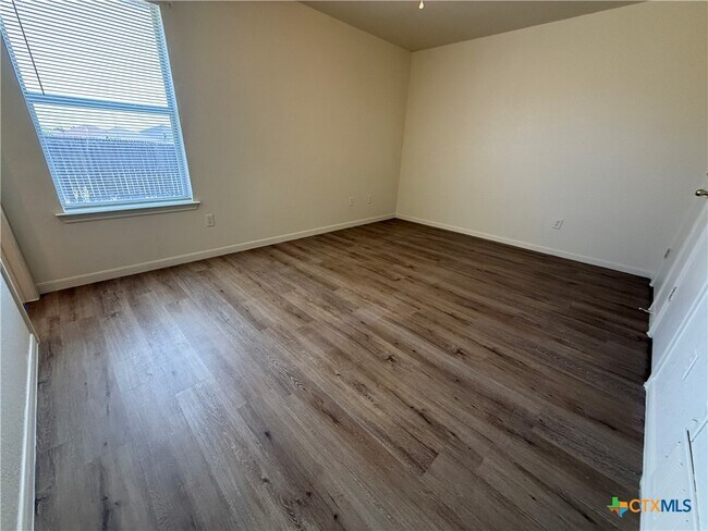 Building Photo - 4106 Wine Cup Rd