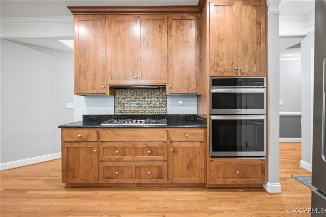 Building Photo - 11465 Pinewild Dr