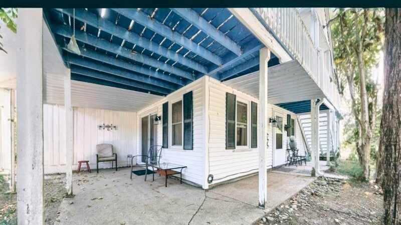 Building Photo - 21 Plaza Village Rd