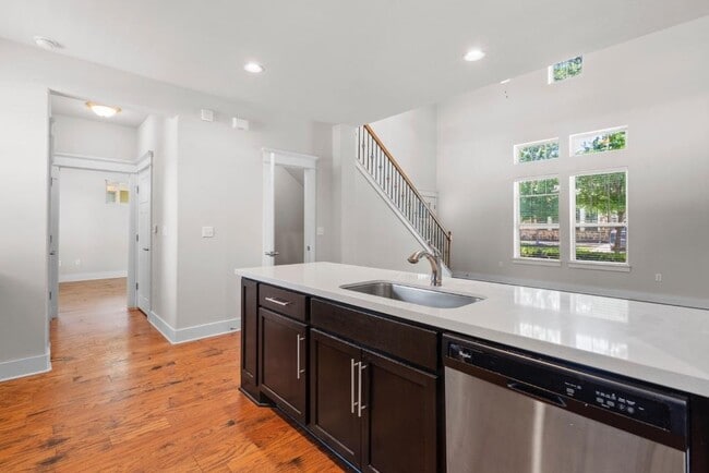 Building Photo - 11229 Avery Station Loop