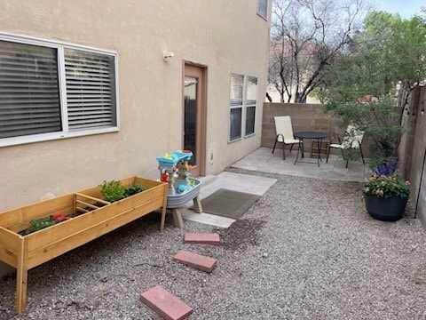 Building Photo - 4260 Altura Mesa Ln NE