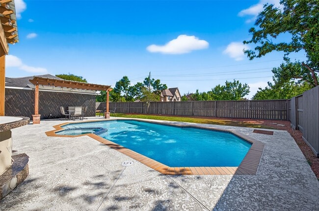 Building Photo - 12431 Rosa Ridge Ln