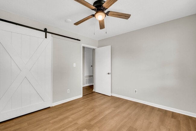 Building Photo - Renovated 3 Bedroom 2 Bath Home for Rent!