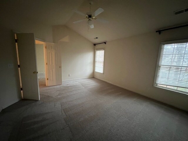 Building Photo - 1304 Groveland Trl