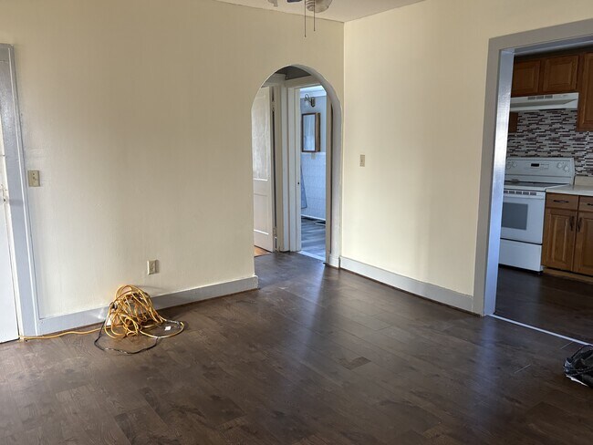 Building Photo - 152 Blacks Rd