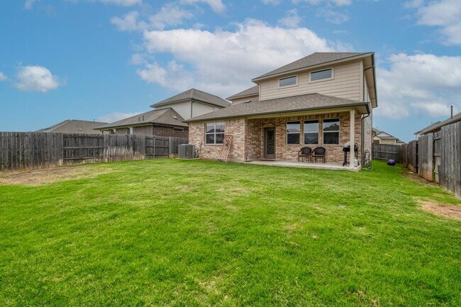 Building Photo - 14005 Mcarthur Dr