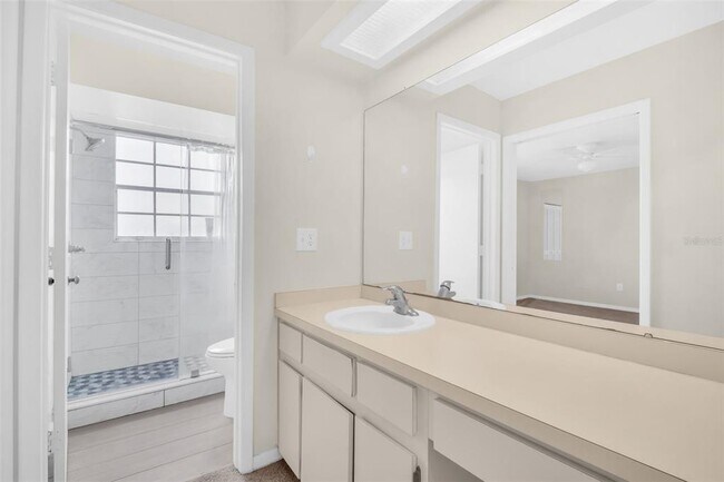 Building Photo - 1526 Chateaux De Ville Ct