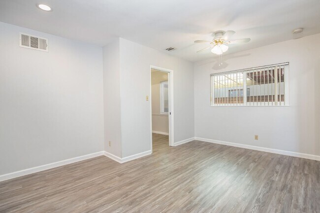 Building Photo - Beautifully Updated Single-Level Home with...