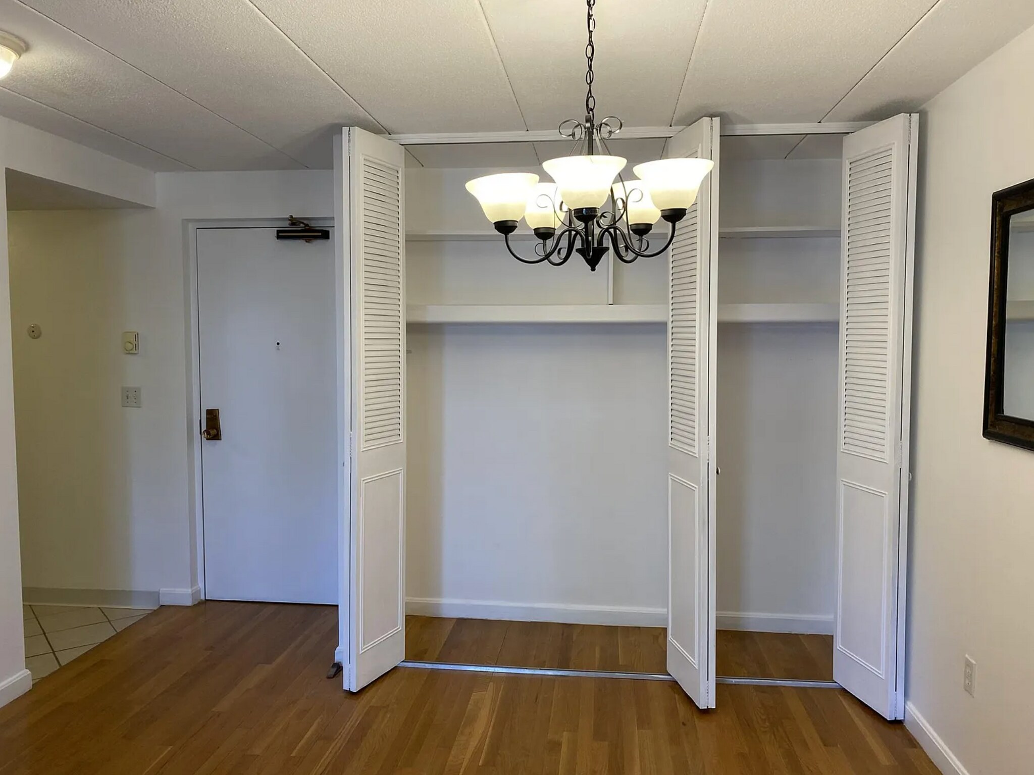 Building Photo - 179 Presidents Ln