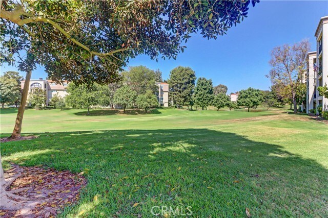 Building Photo - 5515 Paseo Del Lago W