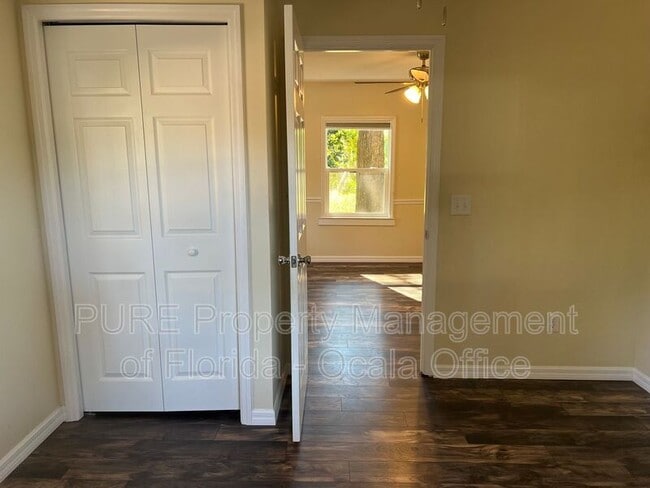 Building Photo - 5625 SE 109th Pl