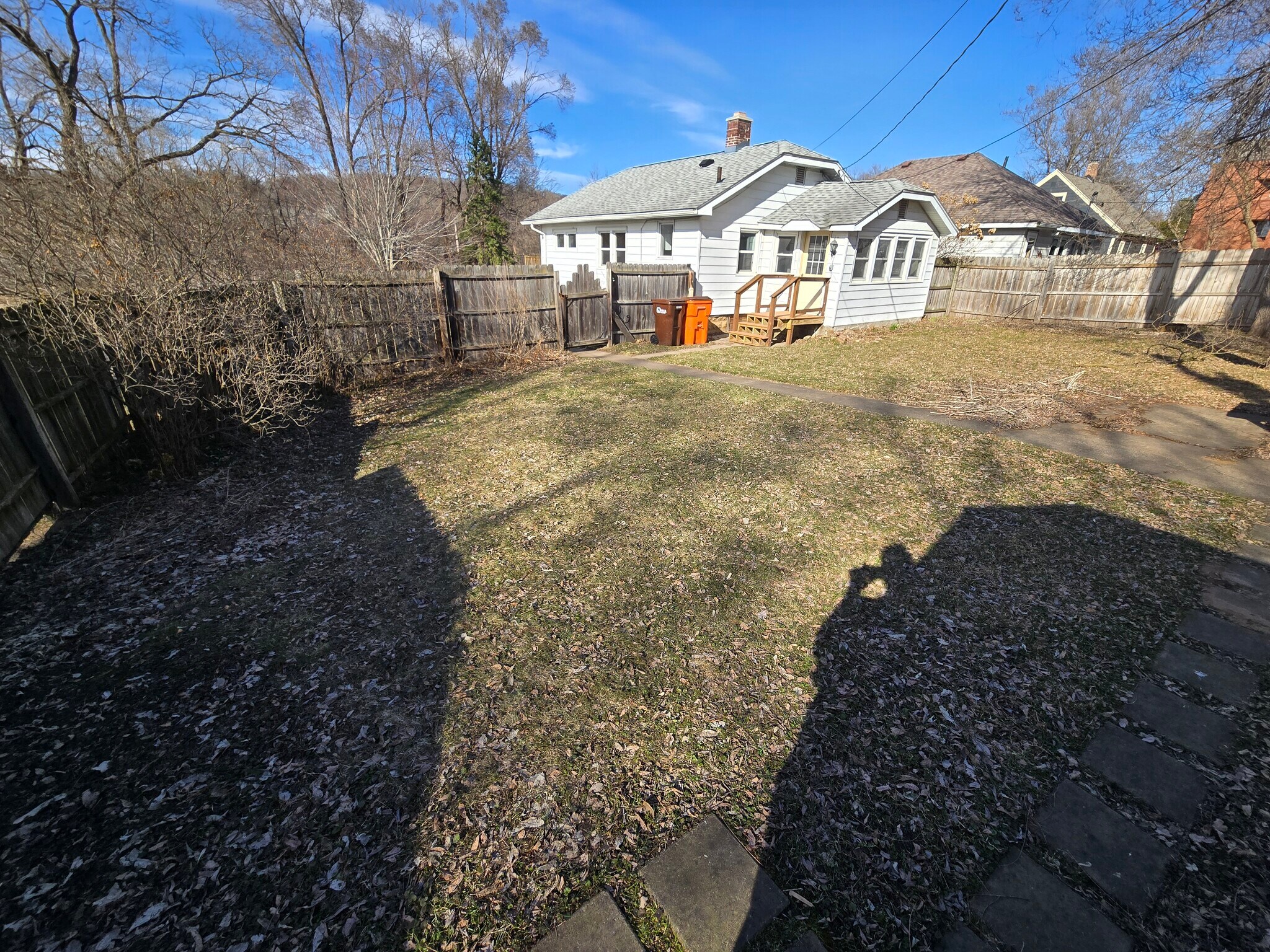 Building Photo - 1215 Fairway St