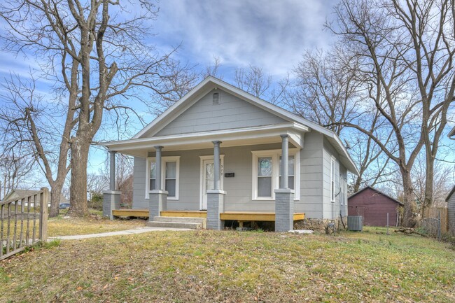 Building Photo - 529 N Joplin Ave