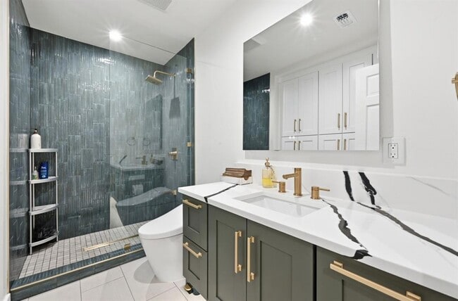 Building Photo - 4805 Greystone Dr