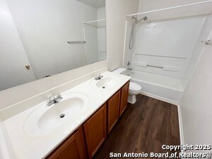 Building Photo - 1507 Creek Knoll