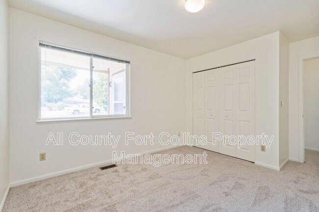 Building Photo - 6608 Kevin Dr